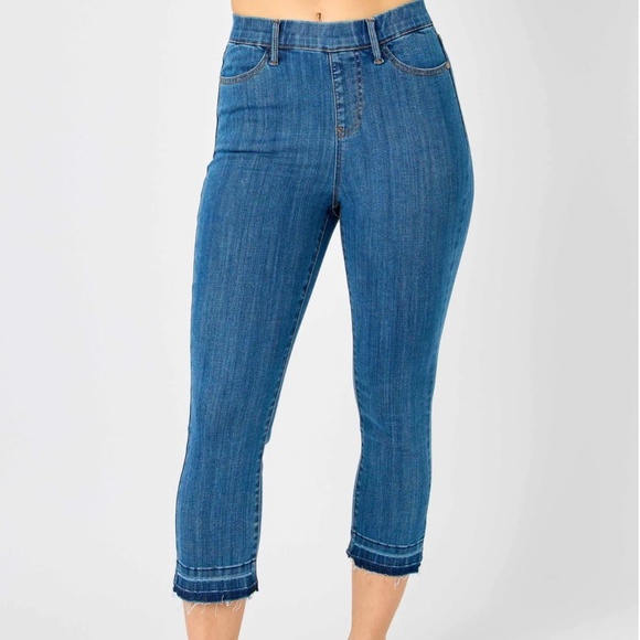 Judy Blue Denim - Judy Blue high waist pull on capris
